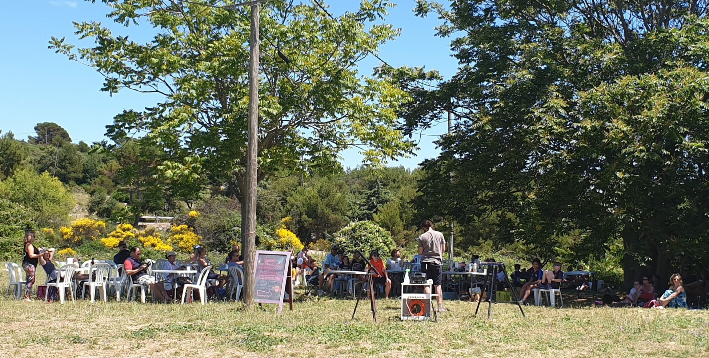 privatisation, repas sous les arbres et animations